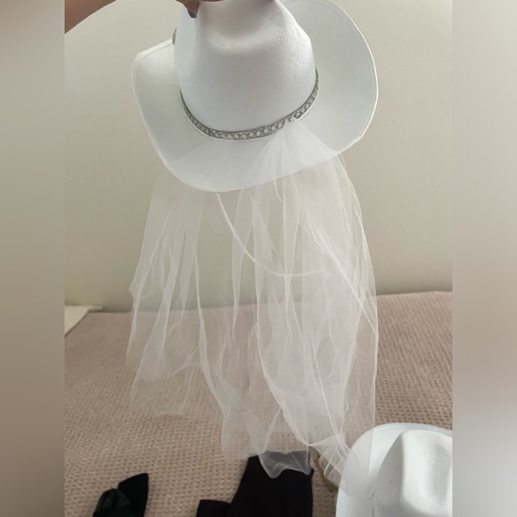 Bachelorette bride cowboy hat - Picture 2 of 3